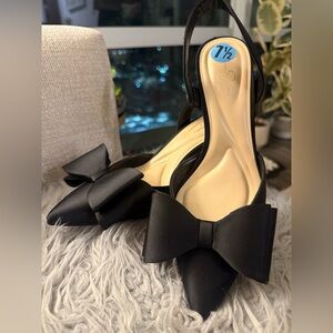 NWT Women's JESSICA SIMPSON Naomia Black satin bow heels- Size 7.5